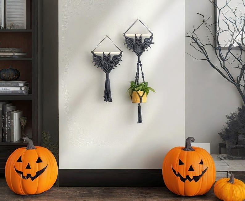 Halloween Macrame Ghost Spooky Wall Hanging for Gothic Deco