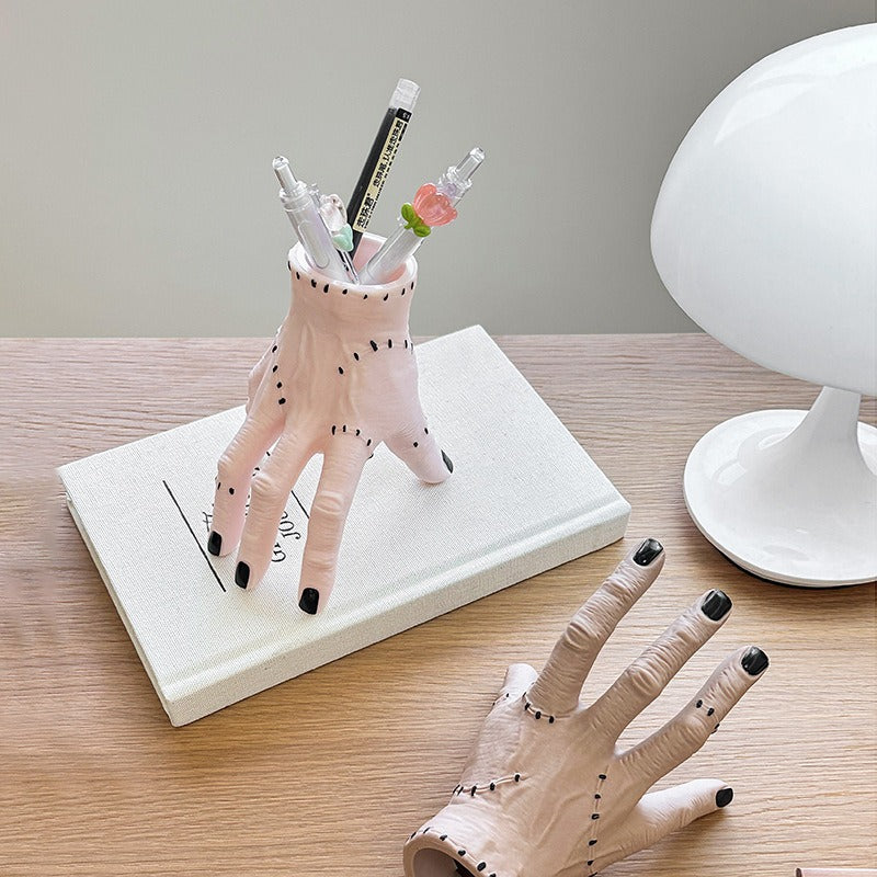 The Lifelike Pencil/Brush holder