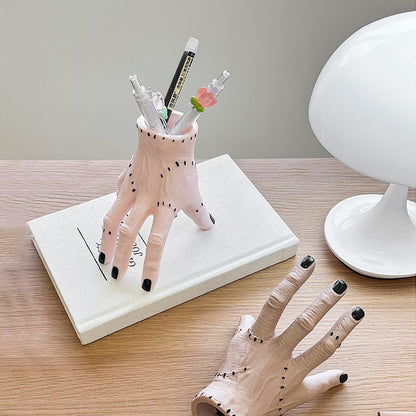 The Lifelike Pencil/Brush holder