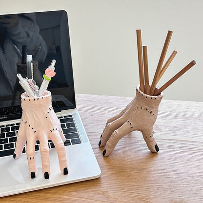The Lifelike Pencil/Brush holder